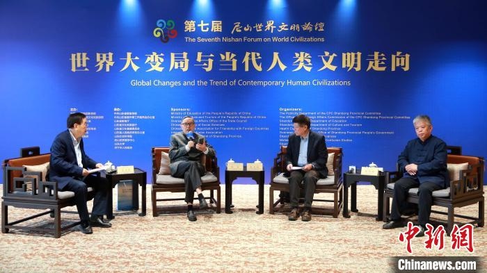 9月27日，第七屆尼山世界文明論壇首場高端對話舉行?！×籂?攝