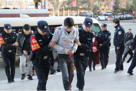 以禁毒之名戒毒——玉泉分局破獲首例販賣(mài)毒品新精神活性物質(zhì)部目標(biāo)案件1714.png