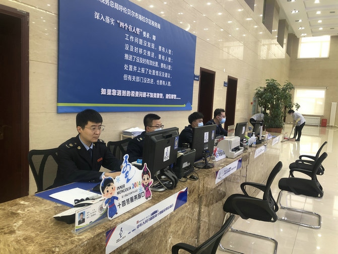 中共黨員、一等功榮立者王曙光不言放棄，堅持到比賽最后（王鵬）.jpg