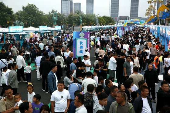 1755912550117743.jpg 暖城1.jpg