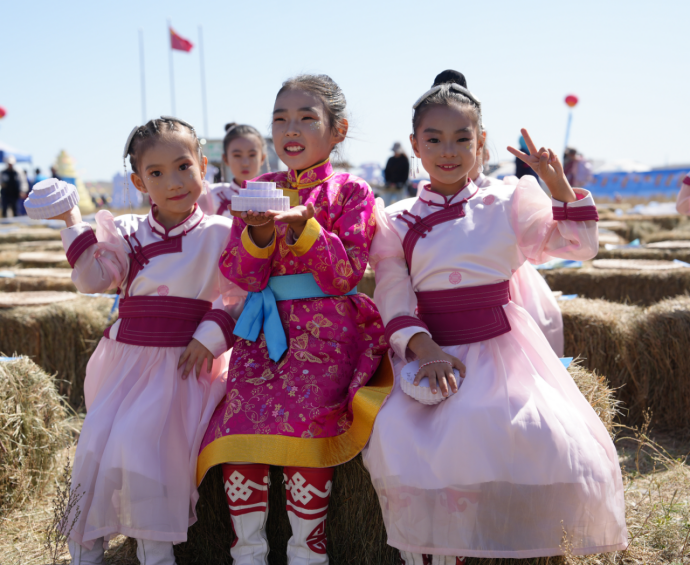 1758404669919374.png 勞動(dòng)10.png