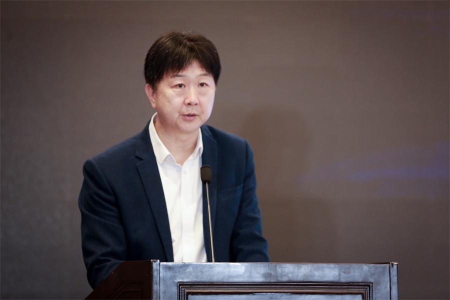 中國民主法制出版社黨委書記、社長、總編輯 劉海濤