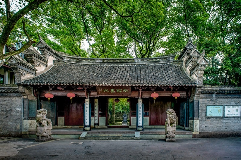 天一閣正門。 天一閣博物院供圖