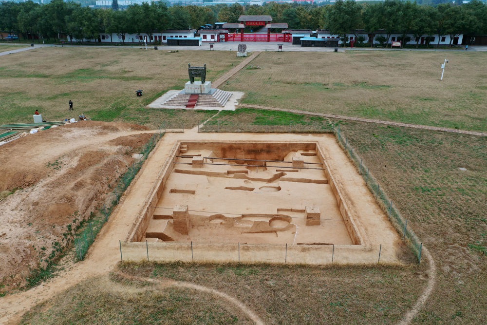 2022年河南安陽市殷墟商王陵區(qū)第三地點(diǎn)發(fā)掘現(xiàn)場（資料照片）。新華社發(fā)
