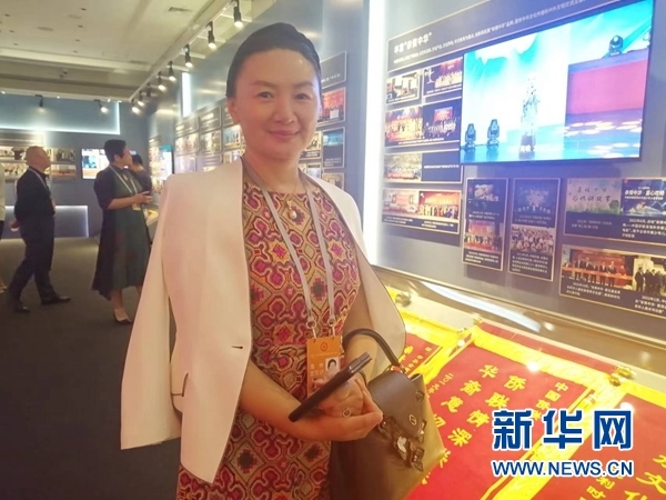 英國(guó)川商聯(lián)合總會(huì)會(huì)長(zhǎng)宋汶栗。新華網(wǎng)記者 侯強(qiáng) 攝