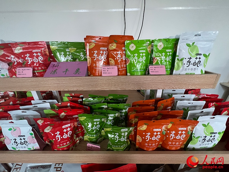 各種凍干食品。人民網(wǎng)記者 常雪梅攝