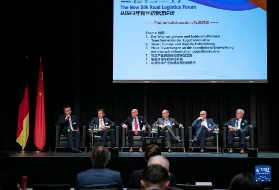 9月21日，中德兩國嘉賓參加在德國杜伊斯堡舉辦的2023新絲路物流論壇。新華社記者 張帆 攝