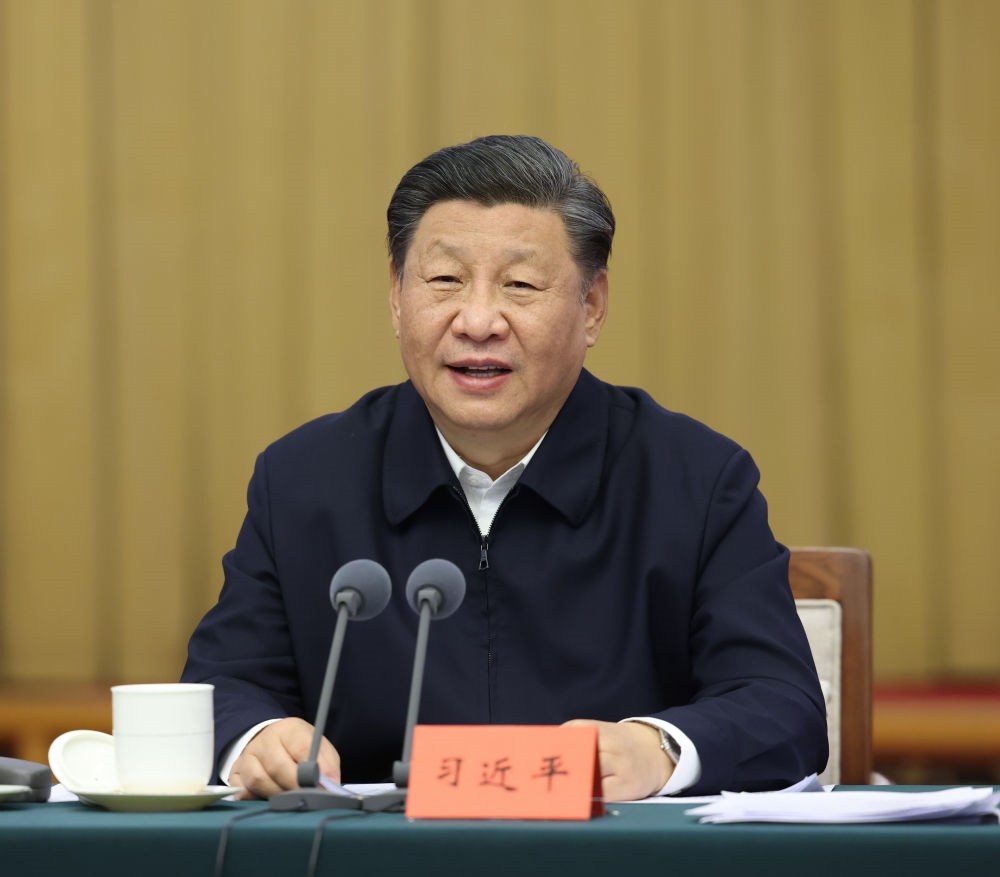 2021年10月22日下午，中共中央總書記、國家主席、中央軍委主席習(xí)近平在山東省濟(jì)南市主持召開深入推動黃河流域生態(tài)保護(hù)和高質(zhì)量發(fā)展座談會并發(fā)表重要講話。新華社記者 謝環(huán)馳 攝