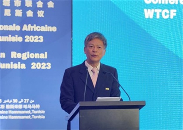 2023世界旅游城市聯(lián)合會非洲區(qū)域突尼斯會議 世界旅游城市聯(lián)合會常務(wù)副秘書長李寶春致辭。主辦方供圖