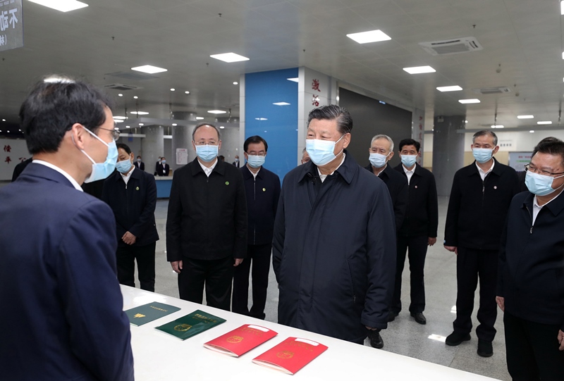 2021年3月23日，習(xí)近平在福建三明沙縣農(nóng)村產(chǎn)權(quán)交易中心考察。