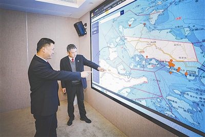 圖③：法官為涉案船舶尋找安全的錨泊地點(diǎn)。