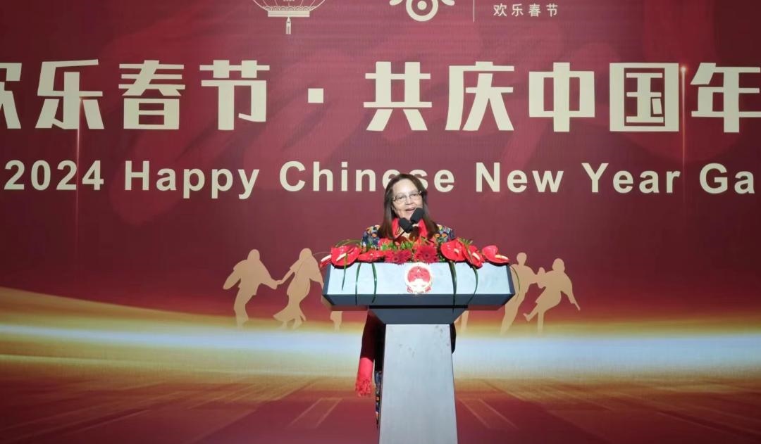 南非旅游部長德利萊女士致辭。中國駐南非大使館供圖
