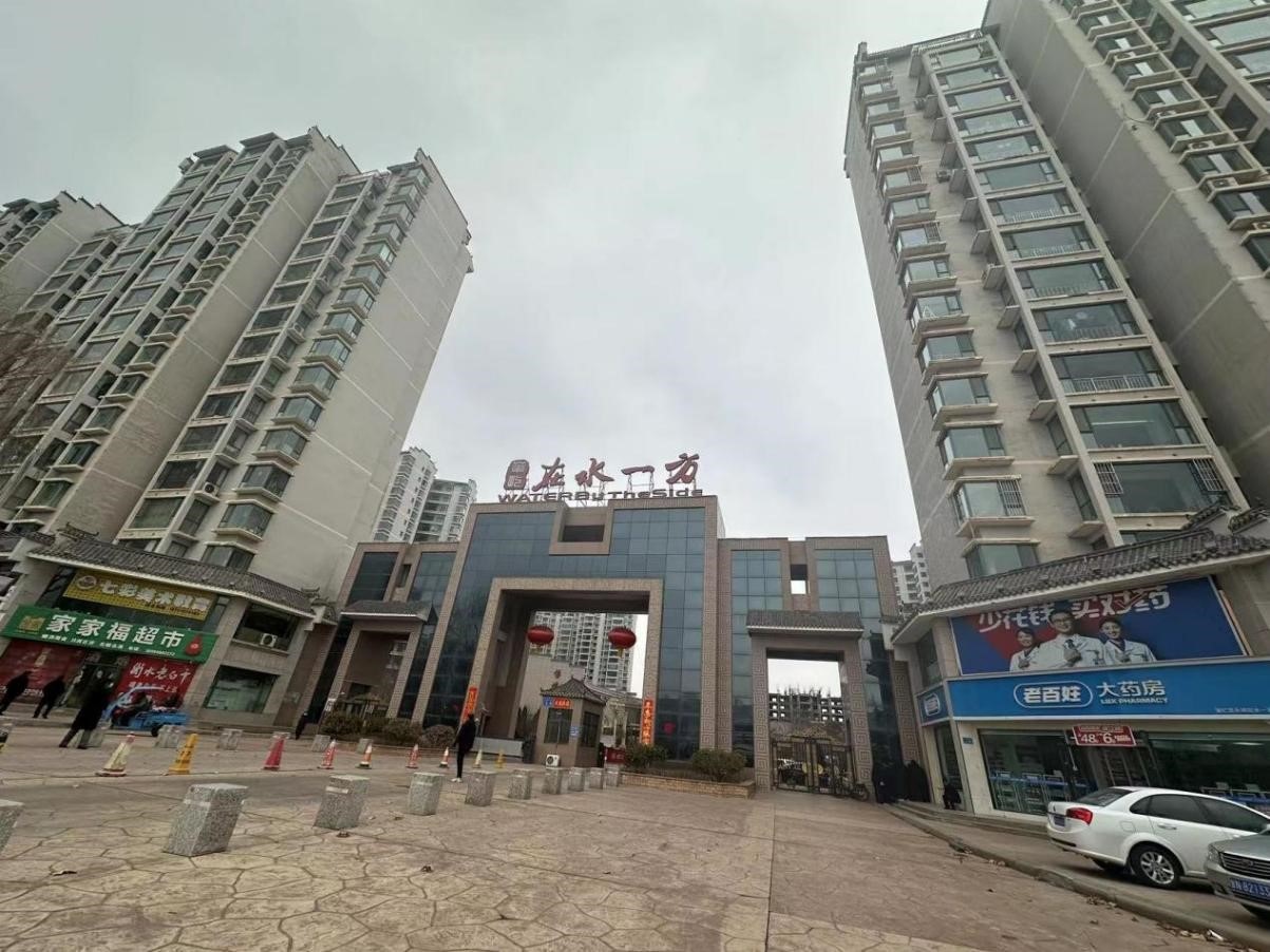 甘肅省永靖縣“在水一方”小區(qū)。人民網(wǎng)記者 馬昌攝