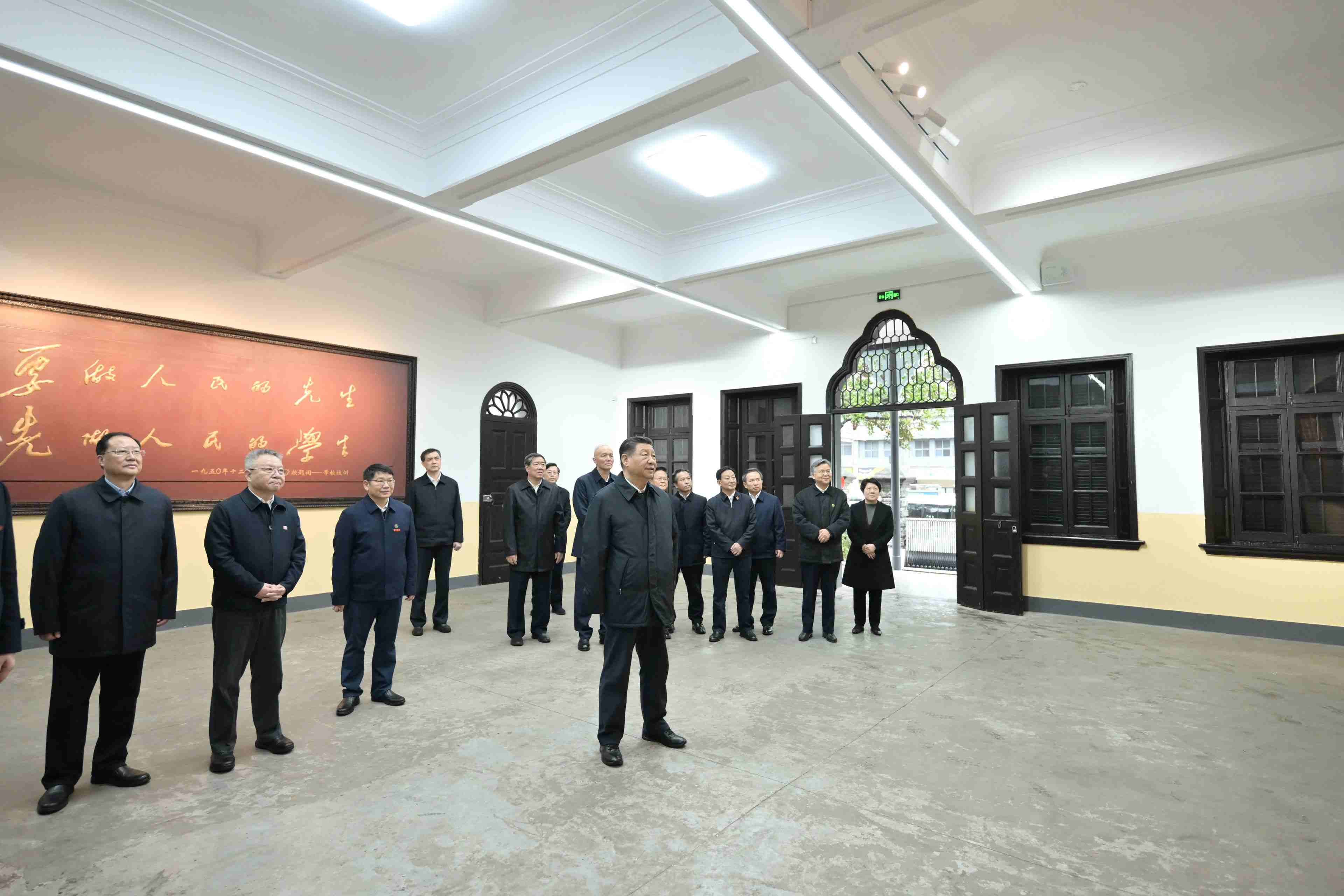 3月18日，習近平總書記在湖南第一師范學院（城南書院校區(qū)）考察。