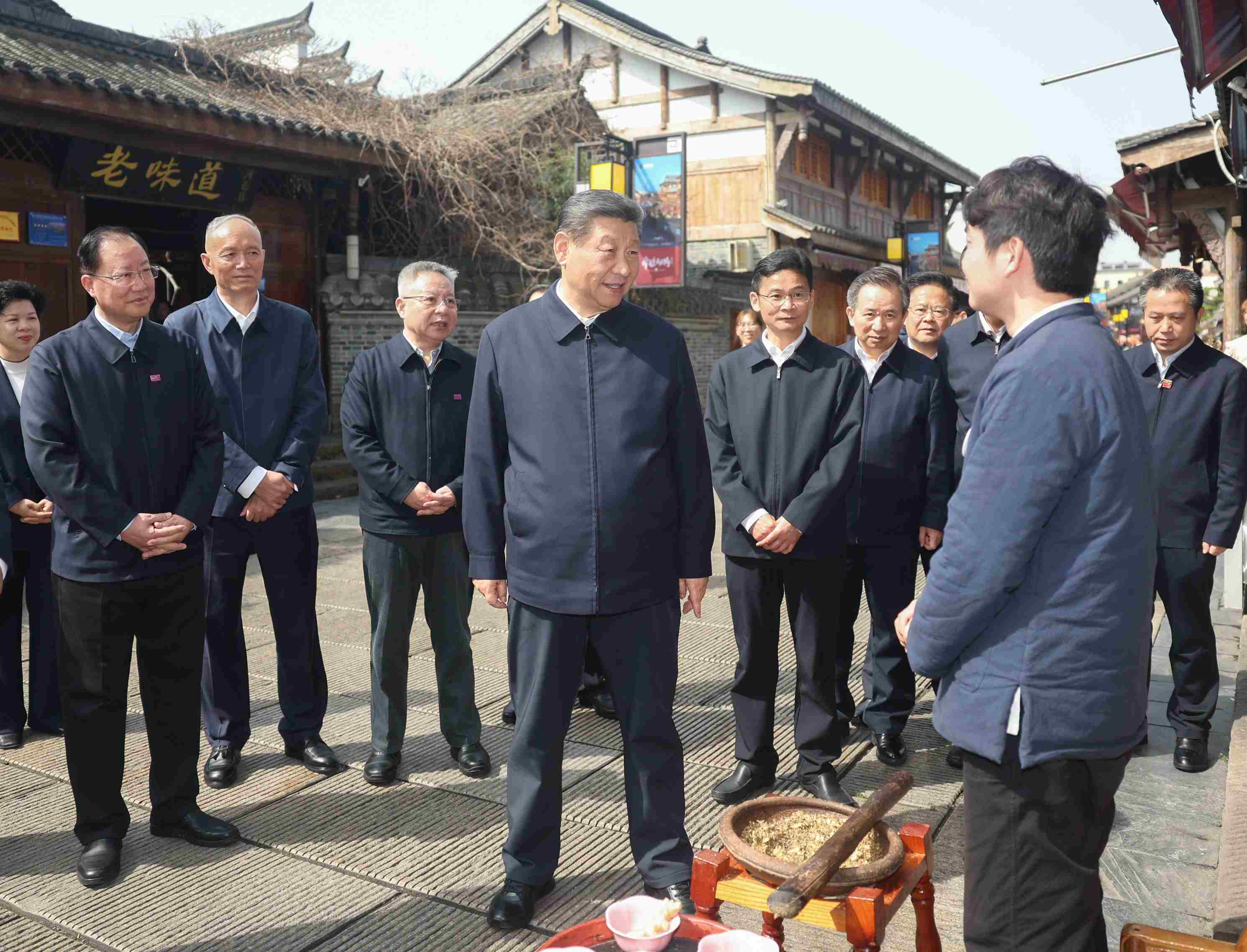 △ 2024年3月19日，習(xí)近平總書記在湖南常德河街考察。