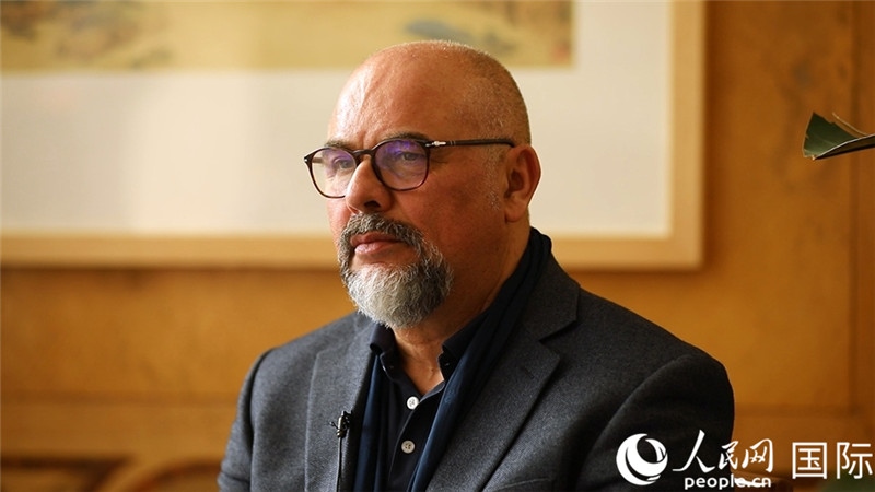 意大利陶瓷城市協(xié)會副會長保羅·馬賽蒂接受人民網(wǎng)專訪。人民網(wǎng) 劉動攝