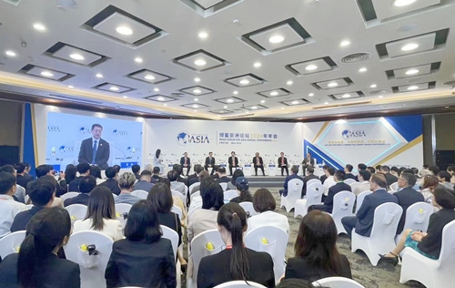 博鰲亞洲論壇2024年年會(huì)“‘創(chuàng)新、綠色、數(shù)智、融合’引領(lǐng)高質(zhì)量發(fā)展”分論壇。人民網(wǎng)記者 喬雪峰攝