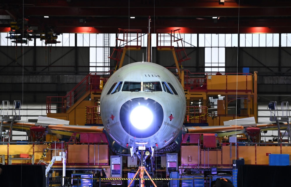 2022年11月9日，在空客天津總裝線，其首架空客A321飛機(jī)上線開始總裝。新華社記者 趙子碩 攝