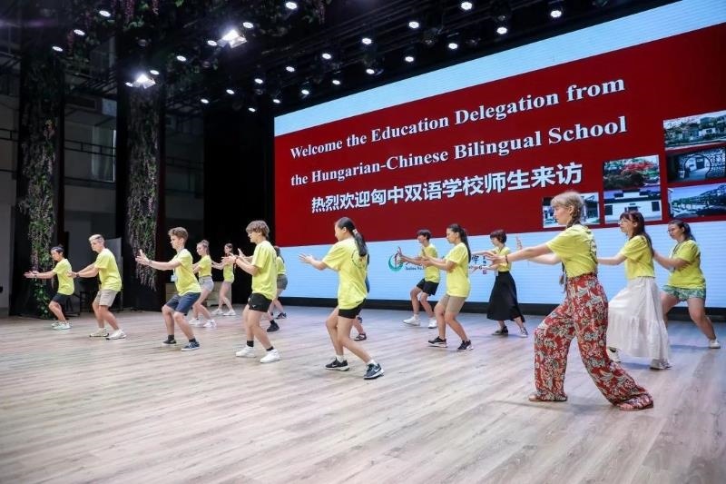 2023年7月，匈牙利匈中雙語學校師生代表團來到江蘇參加“錦繡江蘇”青年交流項目。
