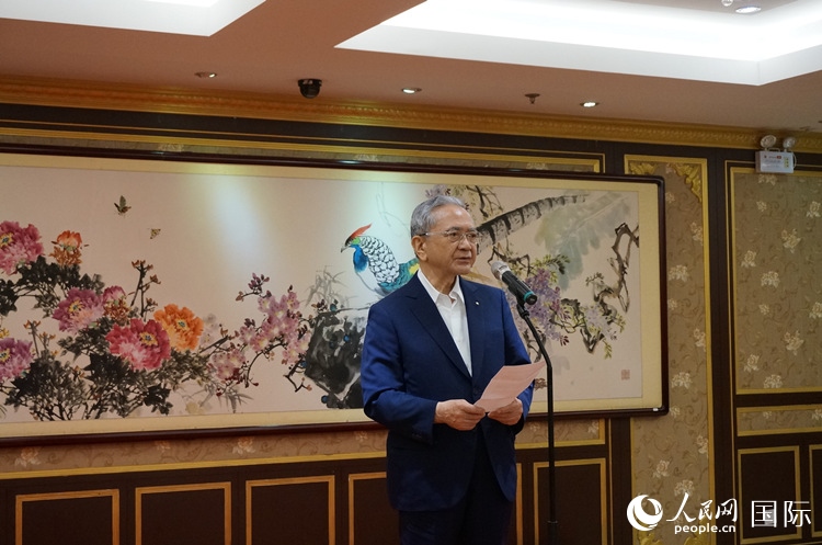 創(chuàng)價學會會長原田稔致辭。