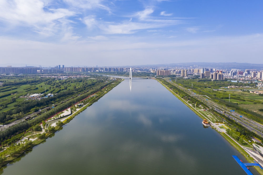 在山西省太原市拍攝的汾河（2023年6月27日攝，無人機照片）。新華社記者 楊晨光 攝