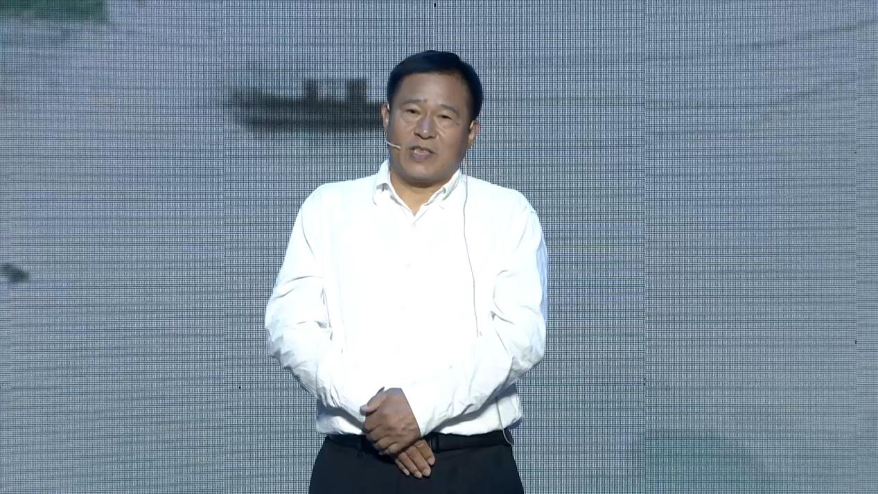 浙江大學藝術(shù)與考古學院教授林留根現(xiàn)場講述。
