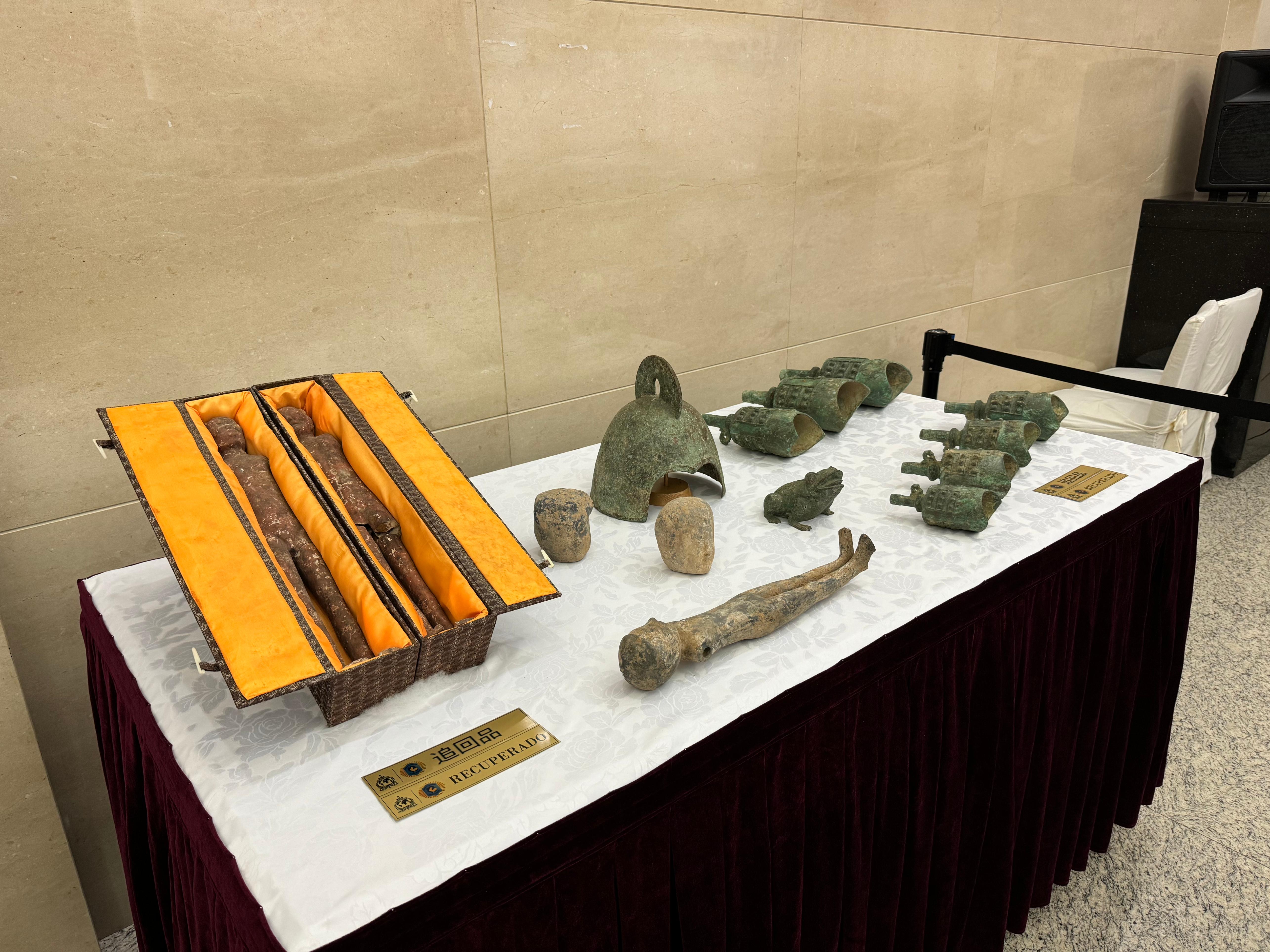 阿根廷返還的14件文物藝術(shù)品。國家文物局供圖