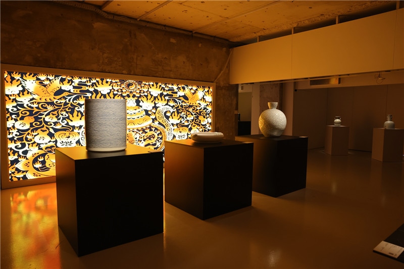 《新生萬物-中國非遺與當(dāng)代設(shè)計(jì)展》展廳。陽光媒體集團(tuán)供圖