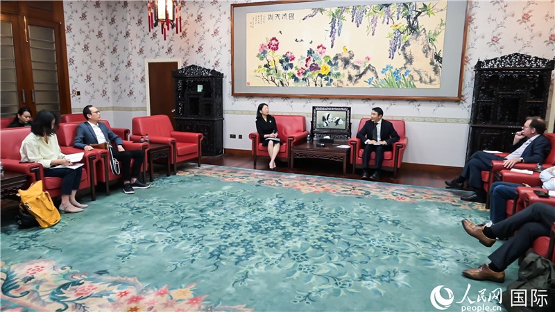 中外媒體吹風(fēng)會(huì)現(xiàn)場(chǎng)。 人民網(wǎng) 郭錦標(biāo)攝