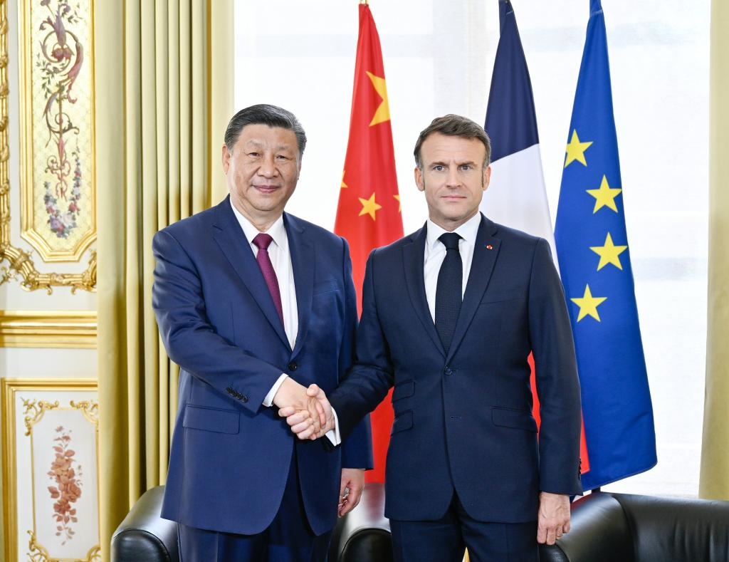 當(dāng)?shù)貢r(shí)間2024年5月6日下午，國家主席習(xí)近平在巴黎愛麗舍宮同法國總統(tǒng)馬克龍舉行會(huì)談。新華社記者 殷博古 攝