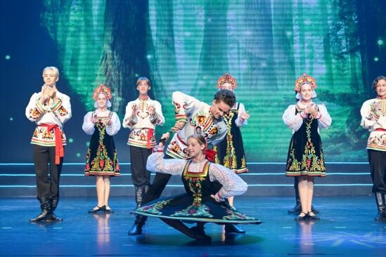 第十屆“歡動北京”開幕，12國青少年向未來問好