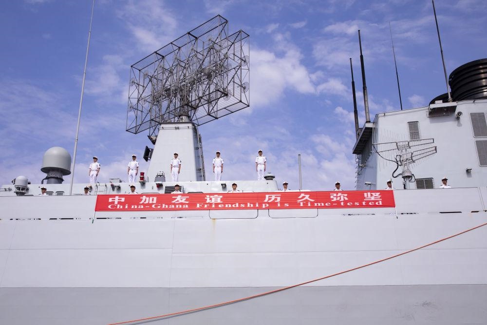 2023年6月27日，中國海軍第43批護航編隊抵達加納特馬港碼頭，開始對加納進行為期4天的友好訪問。