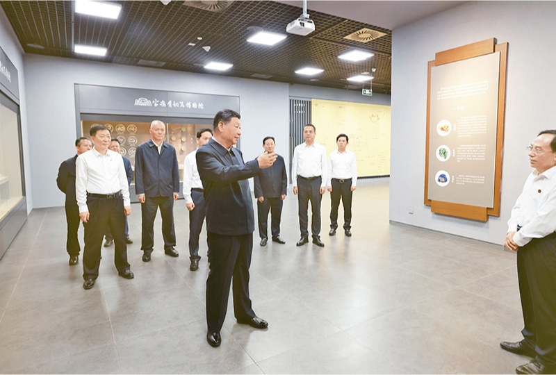 2024年9月10日，中共中央總書記、國家主席、中央軍委主席習近平在前往甘肅考察途中，來到陜西省寶雞市參觀寶雞青銅器博物院。 新華社記者 王曄/攝