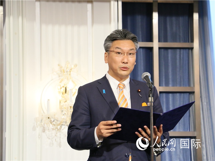 日本國(guó)貿(mào)促會(huì)長(zhǎng)代理橋本岳致辭。人民網(wǎng) 許可攝