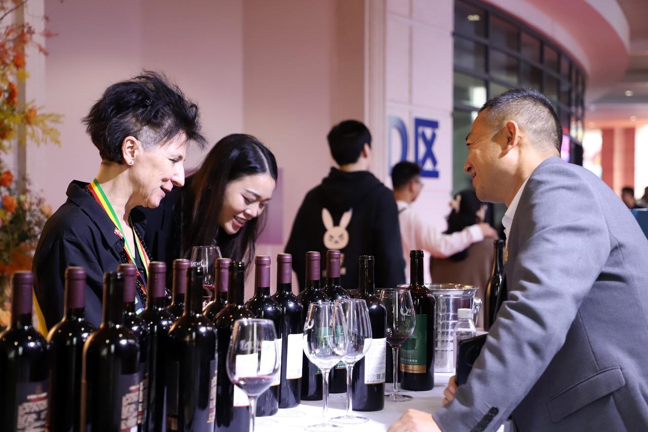 第五屆華僑進口商品博覽會在浙江青田開幕。新華社記者 張曉潔 攝
