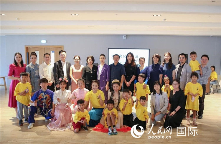 開營(yíng)儀式部分嘉賓合影。人民網(wǎng)中東中心分社塔里克·易卜拉欣攝