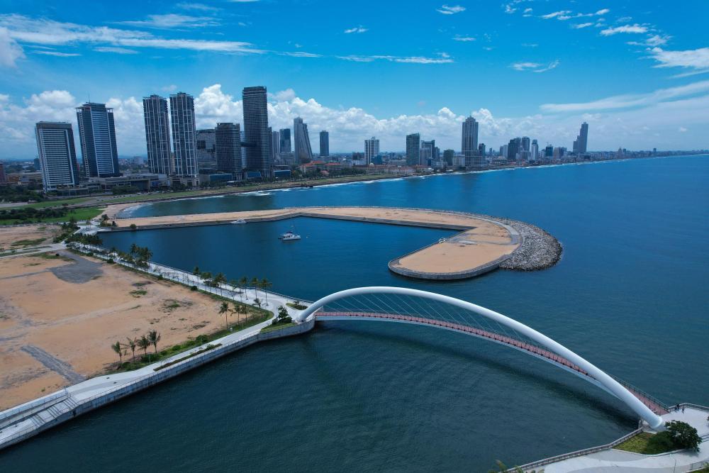 這是2024年10月26日在斯里蘭卡科倫坡港口城拍攝的城市風光。新華社發(fā)（科倫坡港口城供圖）