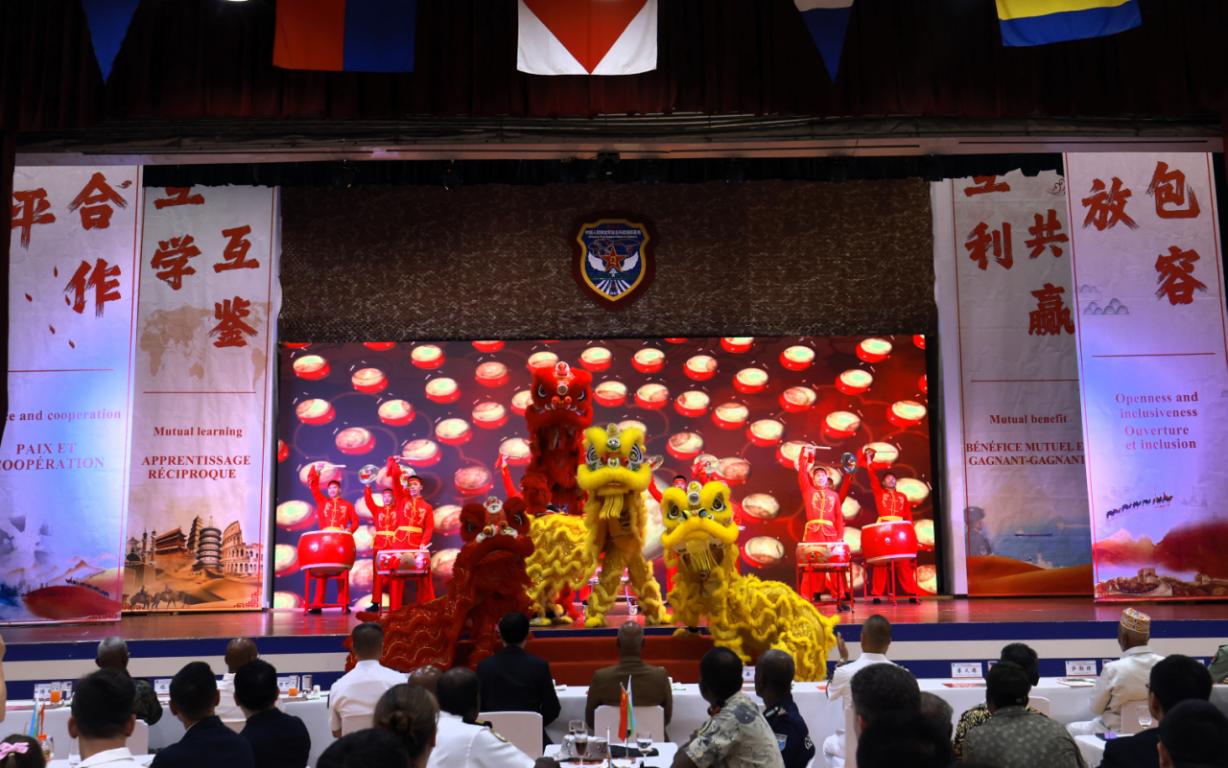 舞獅表演《金獅送?！?。主辦方供圖