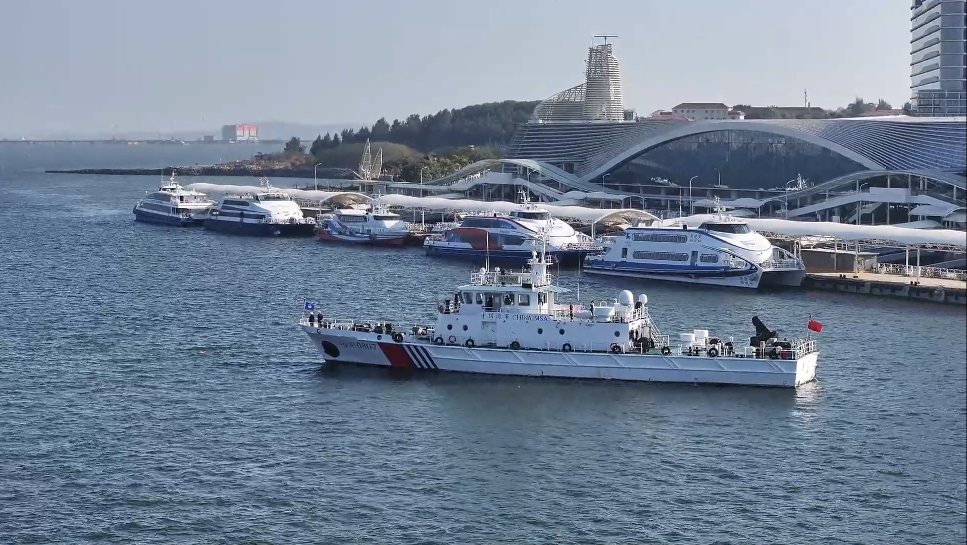 廈金“小三通”客運航線創(chuàng)復(fù)航以來單日客流量新高。廈門海事局供圖