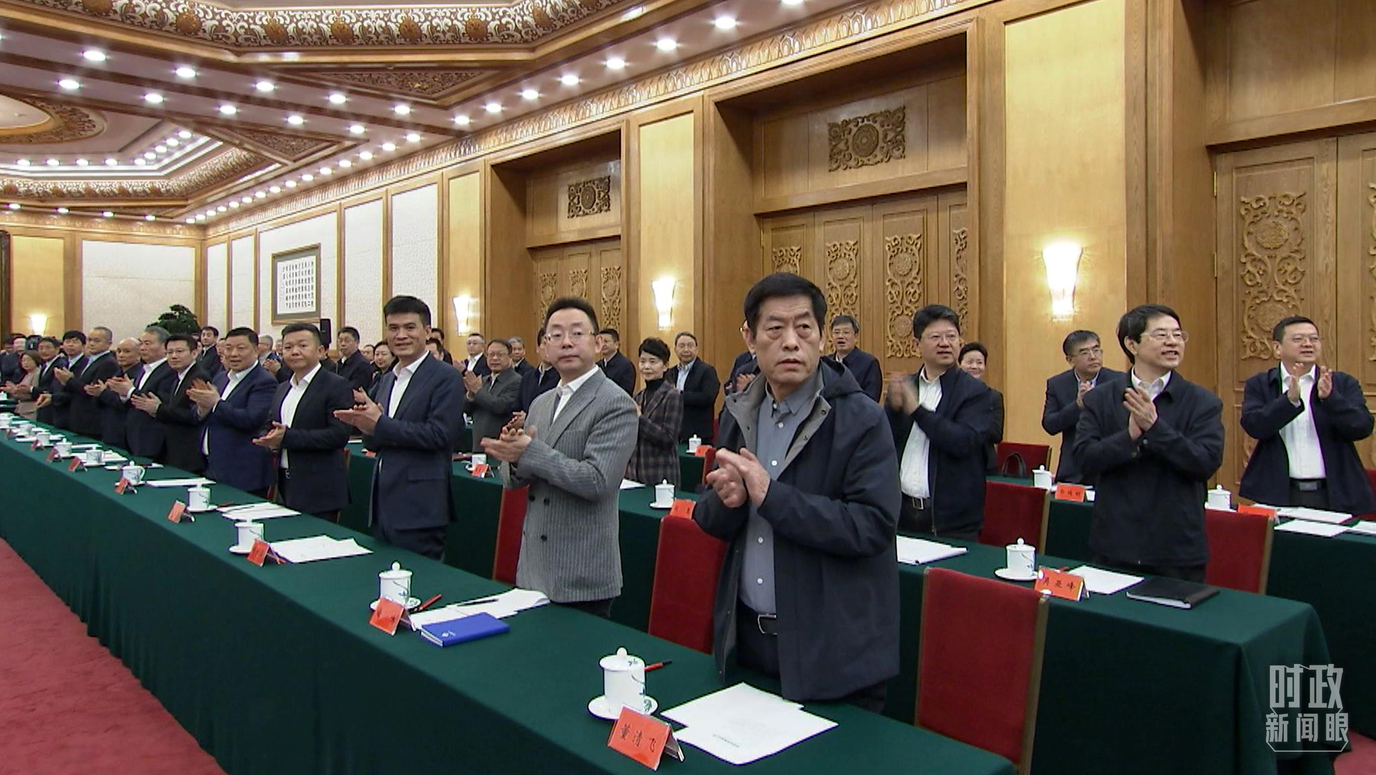 △2月17日，民營企業(yè)座談會現(xiàn)場。