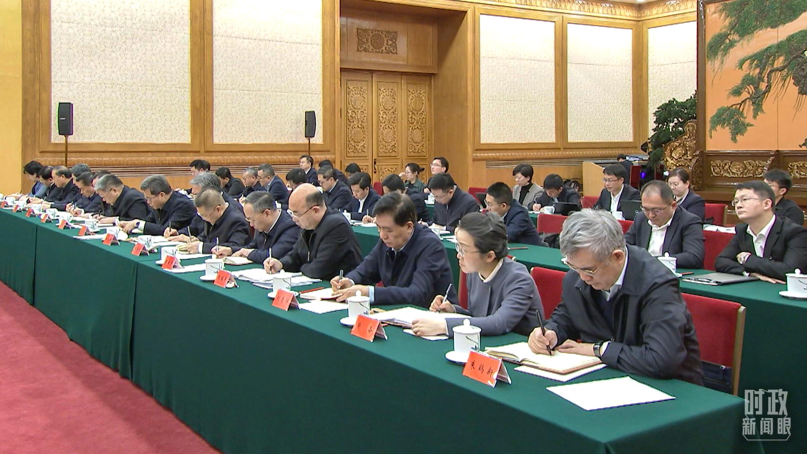 △2月17日，民營企業(yè)座談會現(xiàn)場。
