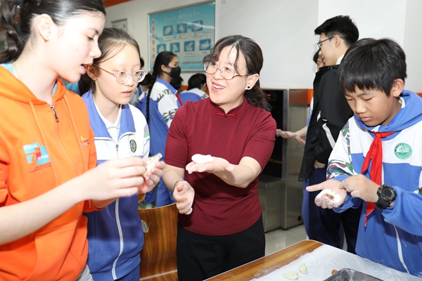 “見字如面，中法同心”青少年文化交流活動啟動。北京市教委供圖