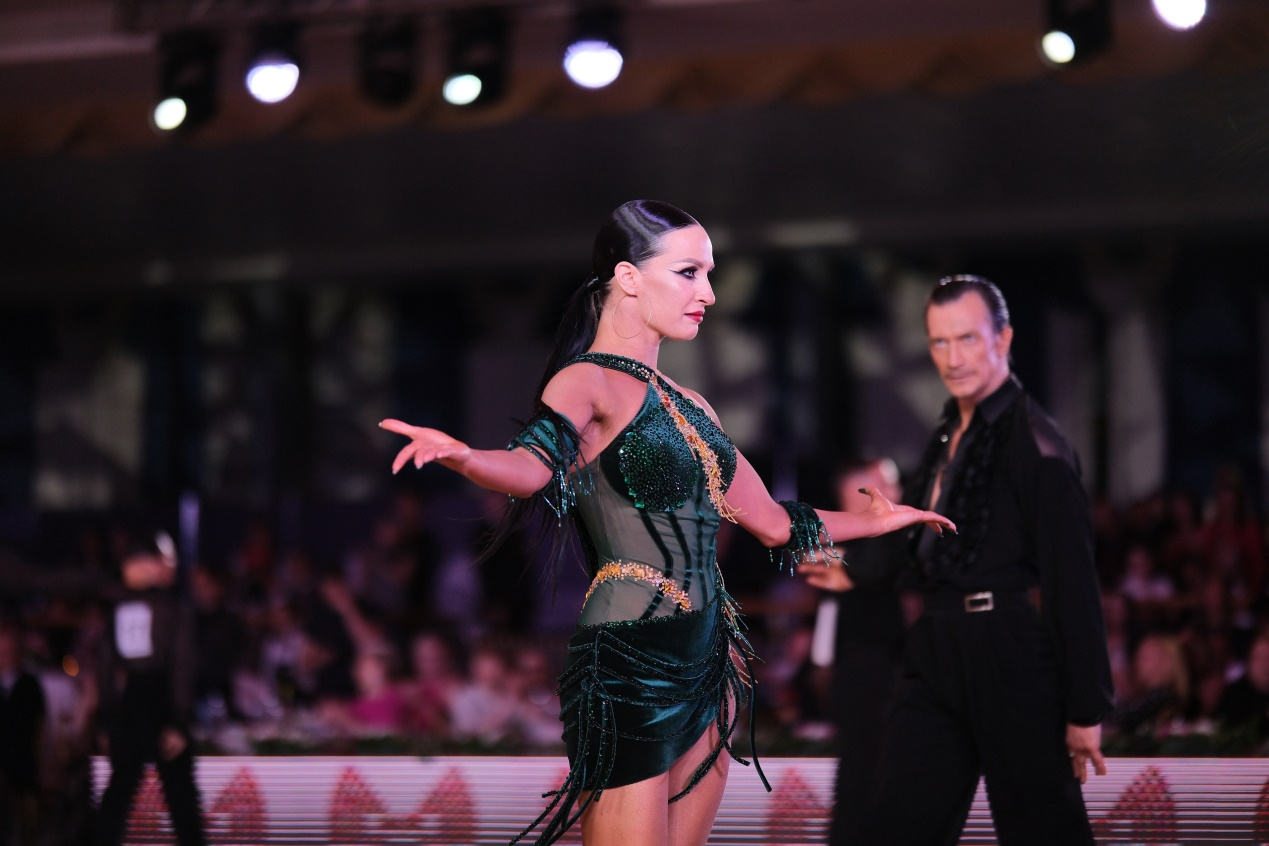 第七屆“克里姆林宮杯”國標(biāo)舞錦標(biāo)賽現(xiàn)場。于子恒攝